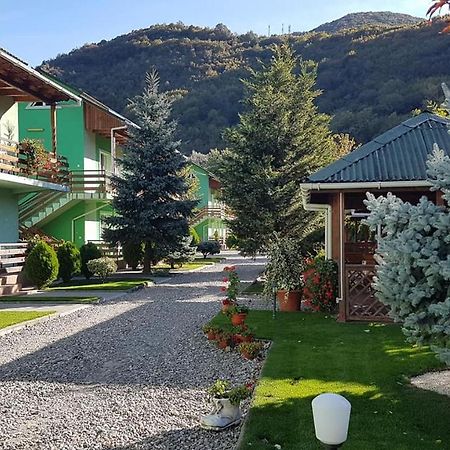 Pension Charisma Băile Herculane Exterior photo
